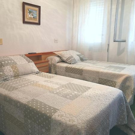 Hostal Vina Outes Luaran gambar